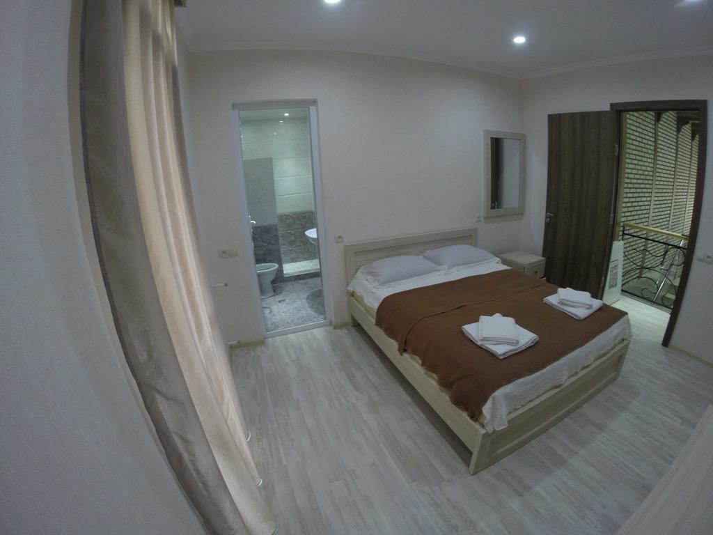 Guest House Rampa Tbilisi Rum bild